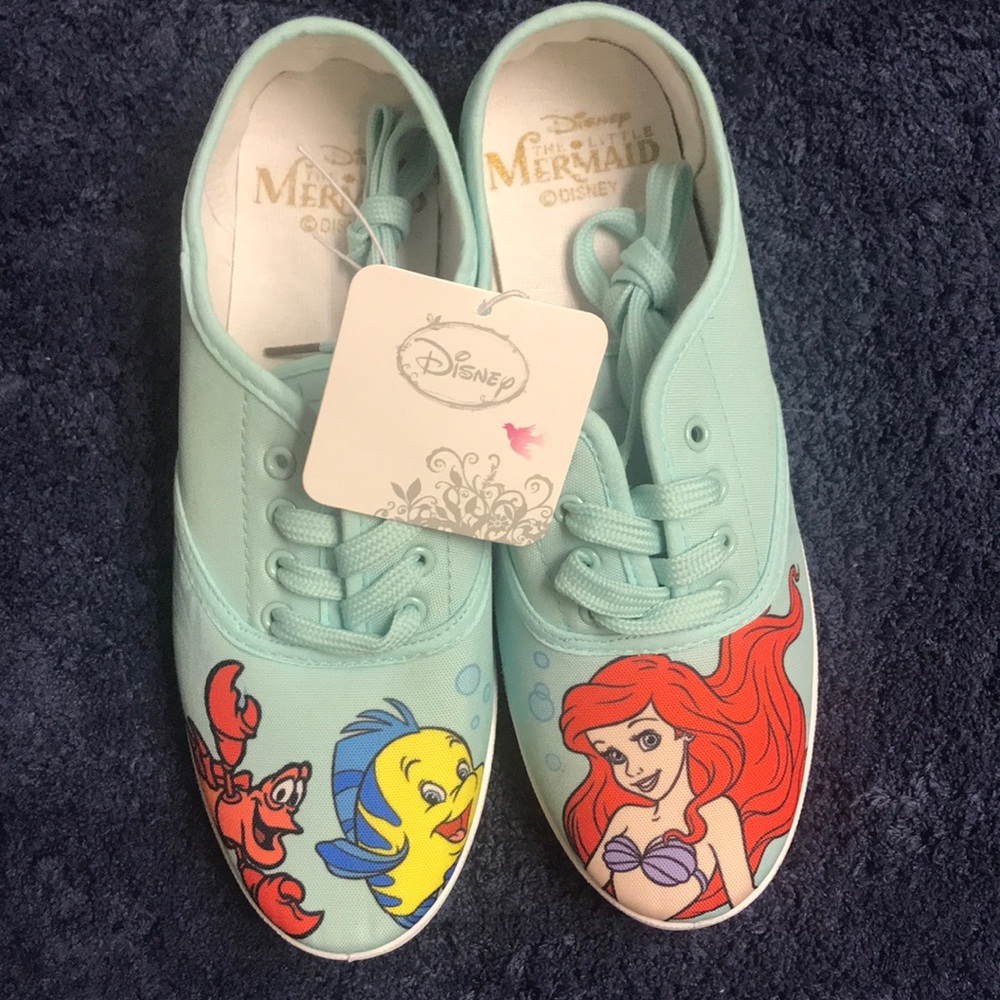 NWT Disney Little Mermaid Tennis Shoes (Size 8)